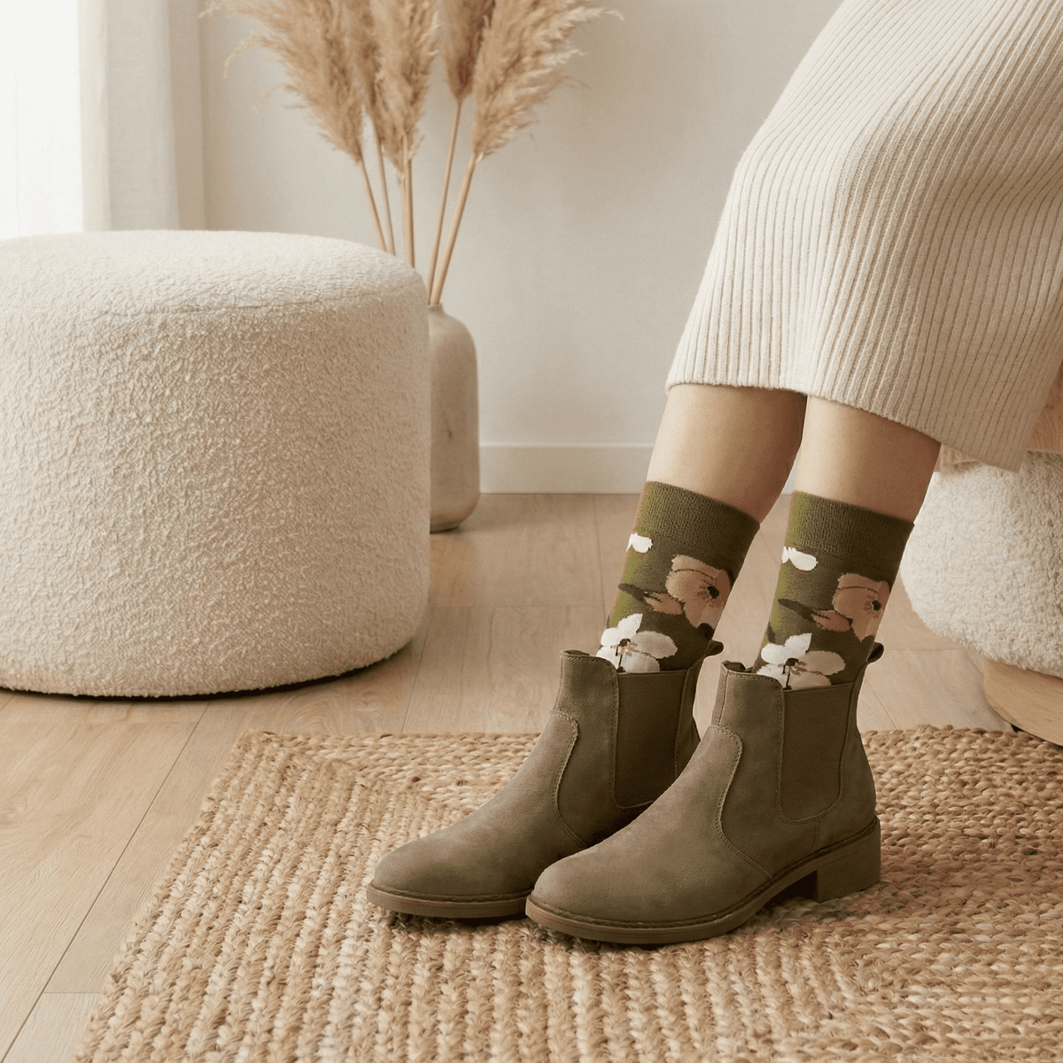 Chaussettes fantaisie femme à fleurs – La Radieuse Lou Renard
